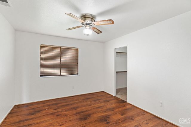 13109 Amanda Court, Bakersfield, CA 93314