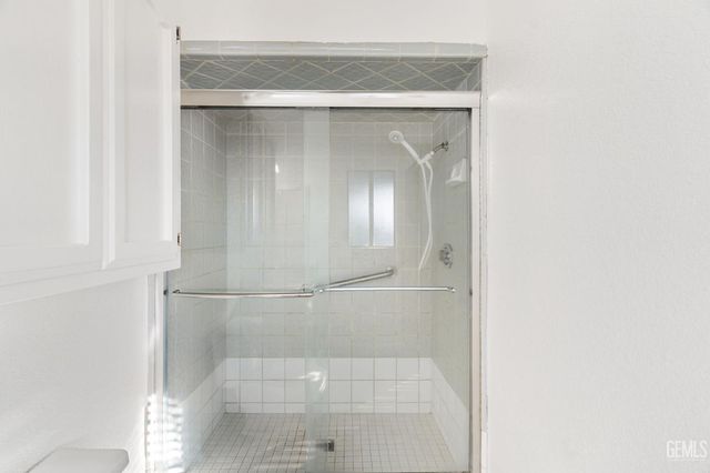 13109 Amanda Court, Bakersfield, CA 93314