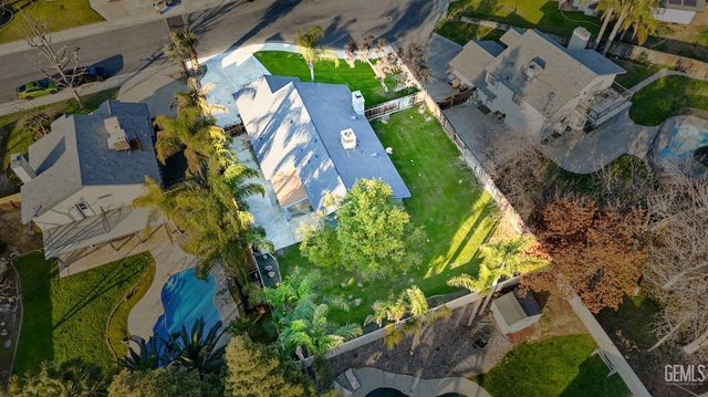 13109 Amanda Court, Bakersfield, CA 93314