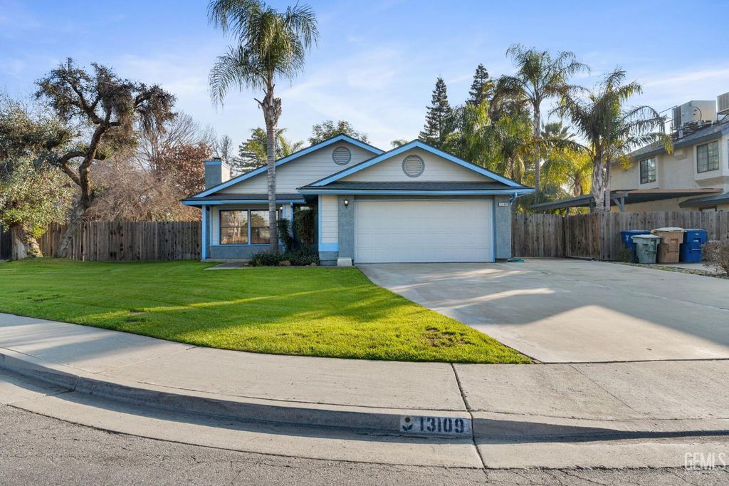 13109 Amanda Court, Bakersfield, CA 93314