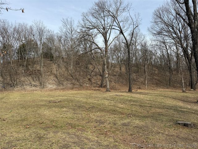 14261 E 425 Road, Claremore, OK 74017