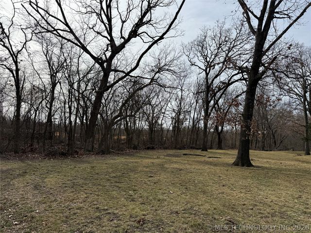 14261 E 425 Road, Claremore, OK 74017