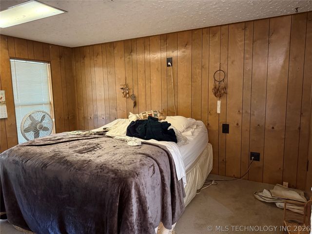 14261 E 425 Road, Claremore, OK 74017