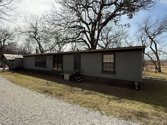 14261 E 425 Road, Claremore, OK 74017