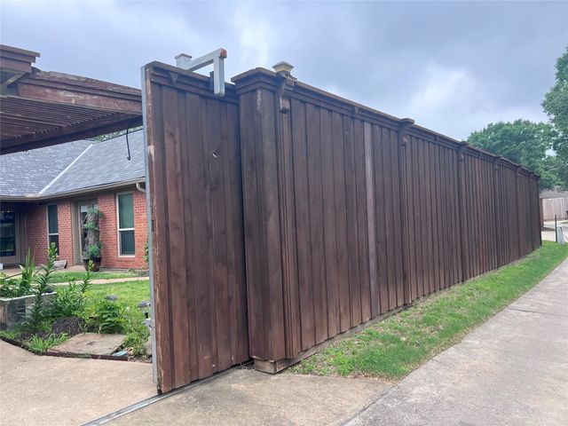 3601 Sailmaker Lane, Plano, TX 75023