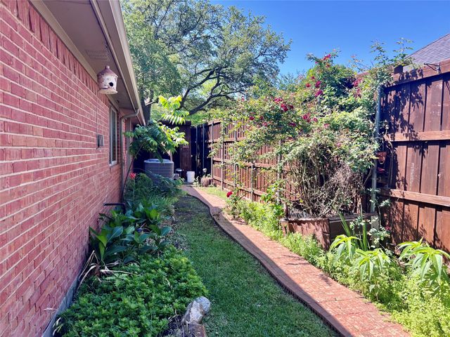 3601 Sailmaker Lane, Plano, TX 75023