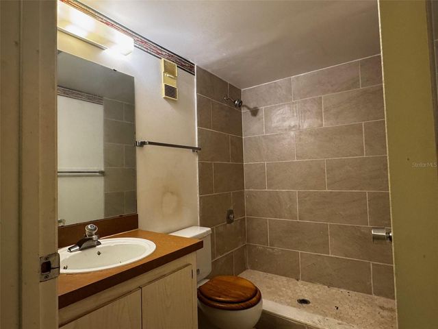 140 ORCHID WOODS COURT 18A, Deltona, FL 32725