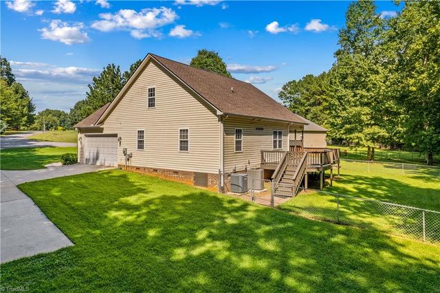 215 Meadow Lake Drive, Salisbury, NC 28146
