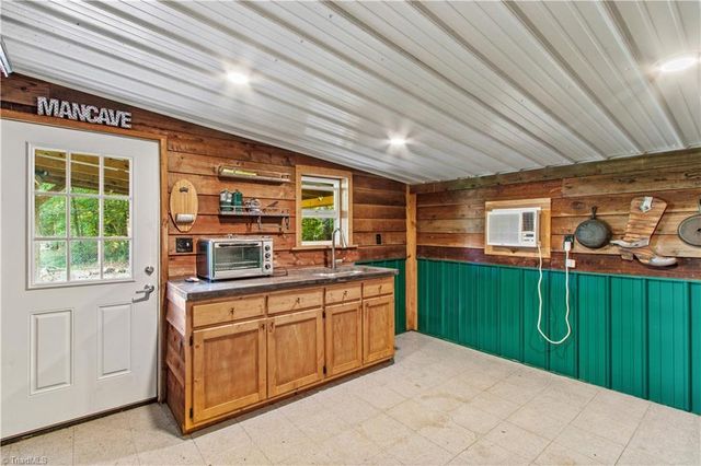 215 Meadow Lake Drive, Salisbury, NC 28146