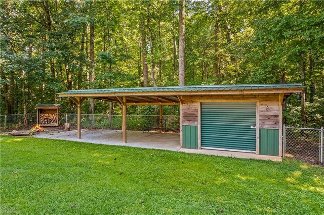 215 Meadow Lake Drive, Salisbury, NC 28146