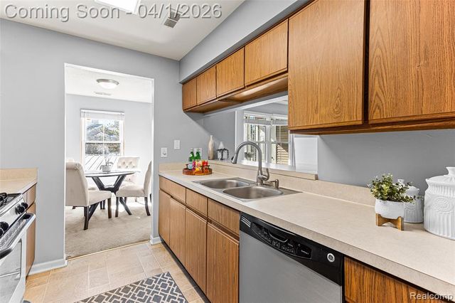 111 Fieldcrest Street 201, Ann Arbor, MI 48103