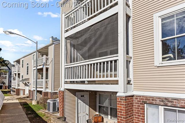 111 Fieldcrest Street 201, Ann Arbor, MI 48103