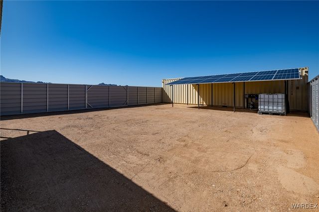 6058 Macayo Drive, Golden Valley, AZ 86413