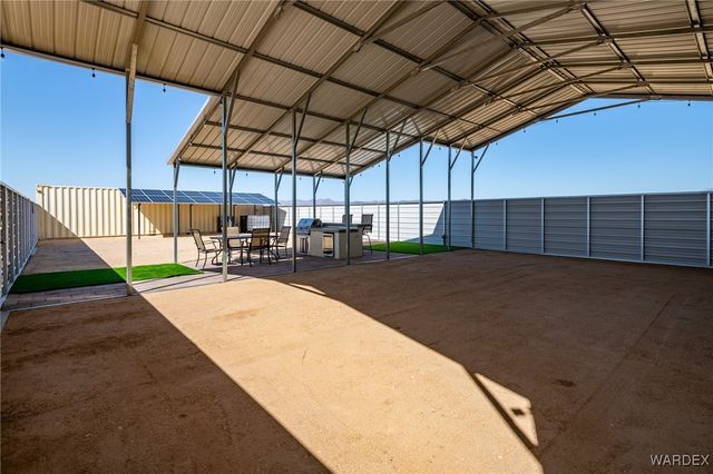 6058 Macayo Drive, Golden Valley, AZ 86413