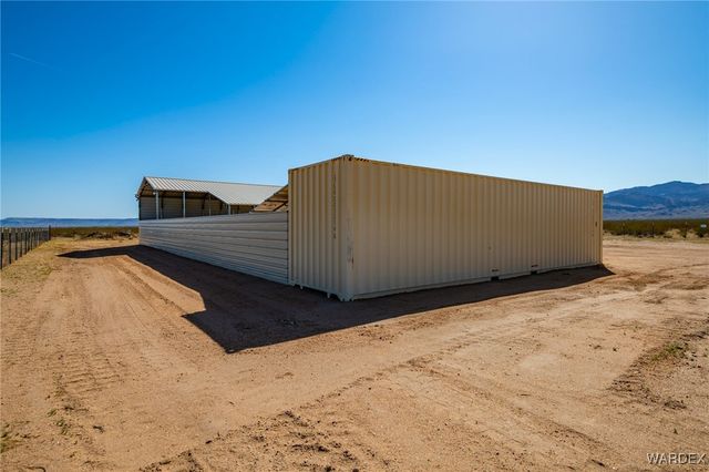 6058 Macayo Drive, Golden Valley, AZ 86413