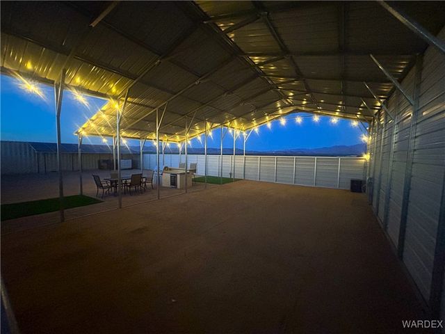 6058 Macayo Drive, Golden Valley, AZ 86413