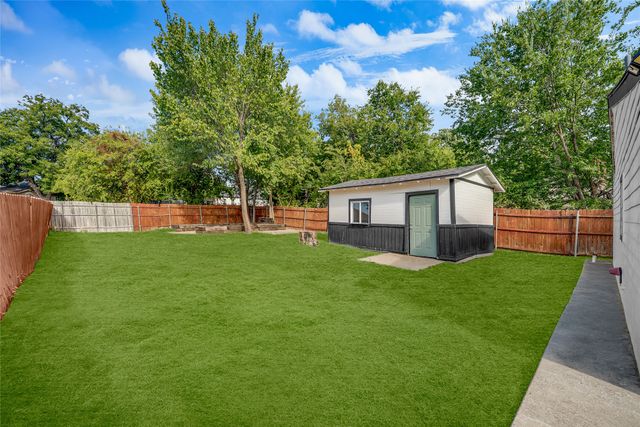 708 Sherman Street, Rockwall, TX 75087