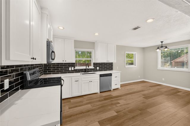 708 Sherman Street, Rockwall, TX 75087