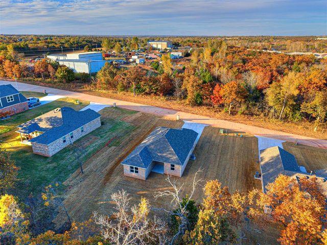 249 Stella Trail, Guthrie, OK 73044