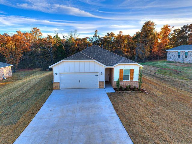 249 Stella Trail, Guthrie, OK 73044