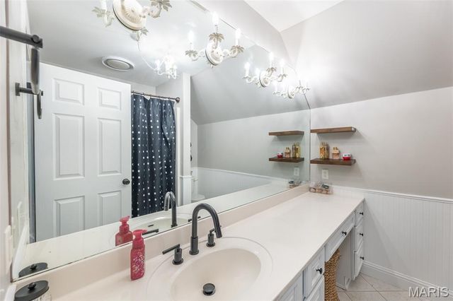 1 Twin Oaks Lane, Poplar Bluff, MO 63901