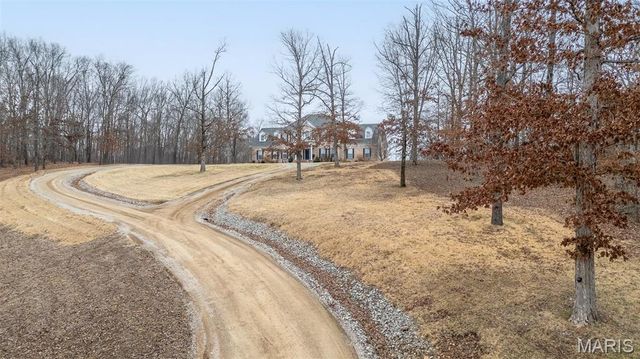 1 Twin Oaks Lane, Poplar Bluff, MO 63901