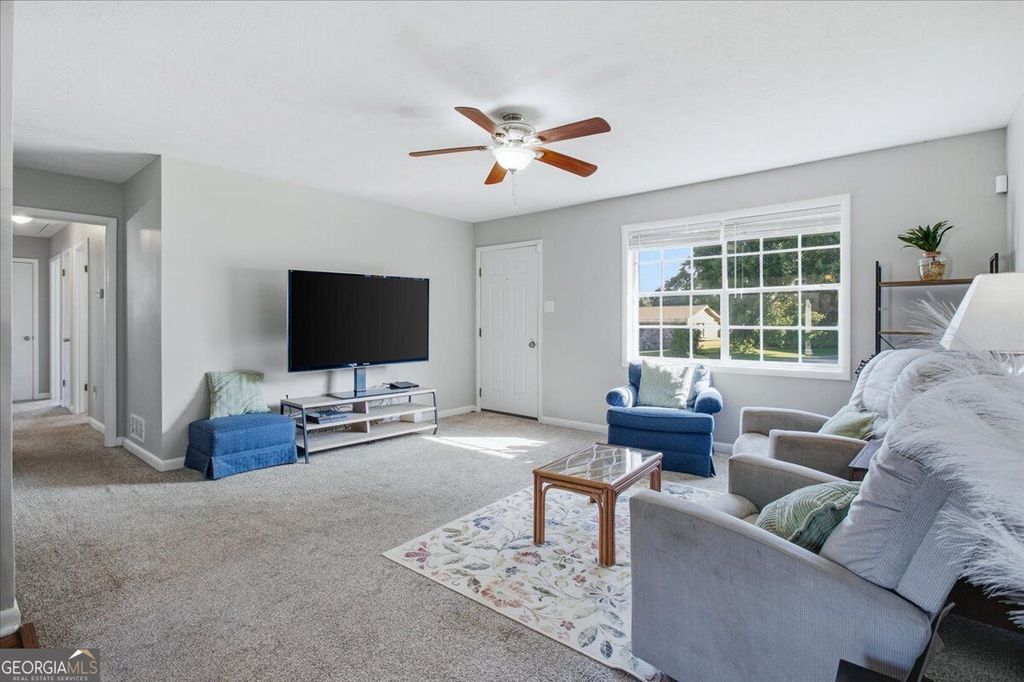 950 Meadowbrook Lane NW, Conyers, GA 30012 — photo 4