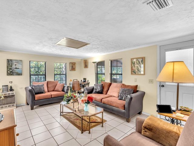 6918 173rd Place N, Jupiter, FL 33458