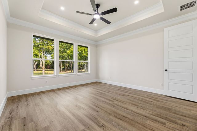 8505 Bronco Drive, Godley, TX 76044