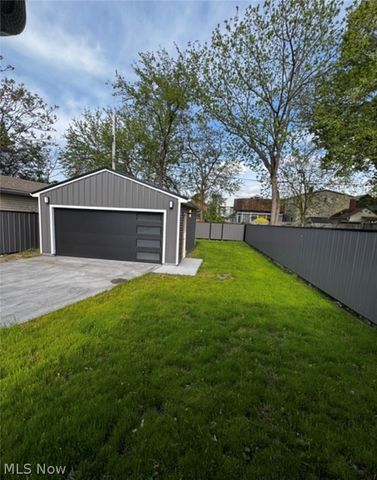 1439 W 52nd Street, Cleveland, OH 44102