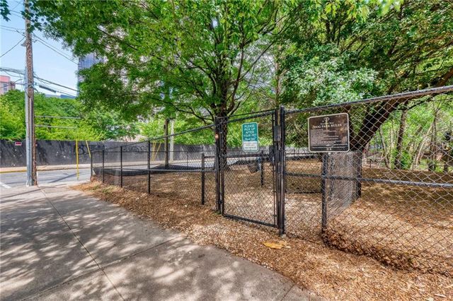 1075 Peachtree Walk NE A301, Atlanta, GA 30309
