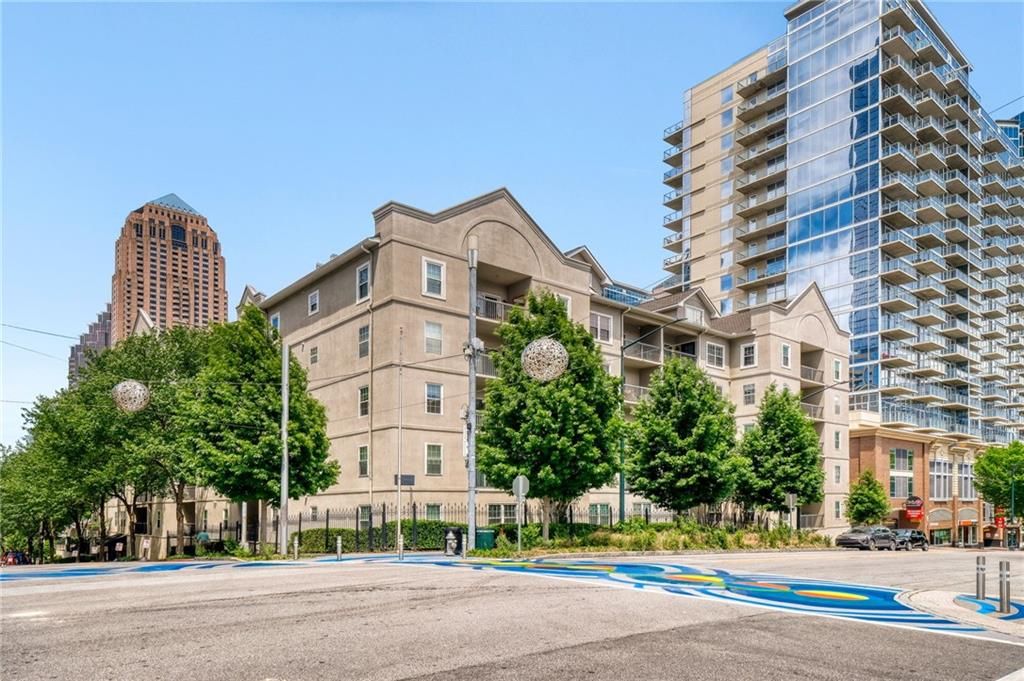 1075 Peachtree Walk NE A301, Atlanta, GA 30309