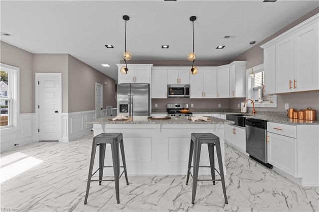 2118 Chestnut AVE, Newport News, VA 23607