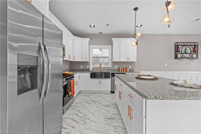 2118 Chestnut AVE, Newport News, VA 23607