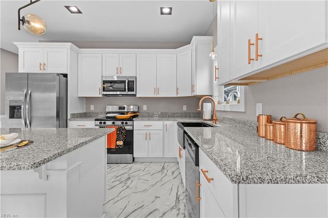 2118 Chestnut AVE, Newport News, VA 23607