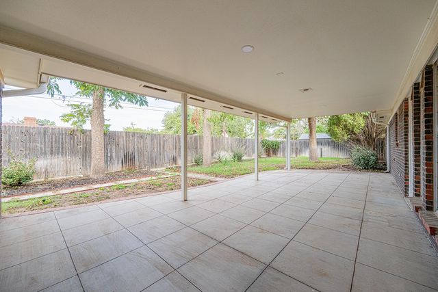 5 Bristol Court, Midland, TX 79707