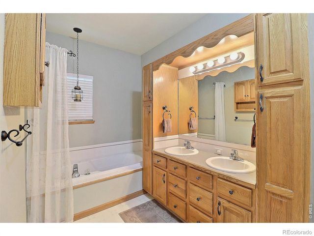 5614 W 16th St Ln, Greeley, CO 80634