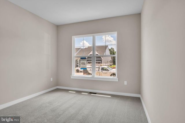 856 SHADOWBROOKE DR, Dover, PA 17315