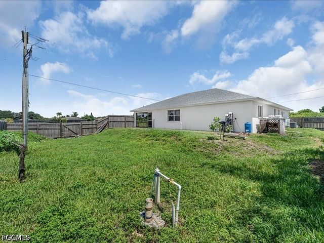 3327 13th ST W, Lehigh Acres, FL 33971