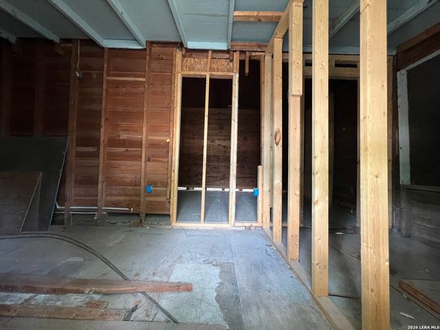 1322 Hays, San Antonio, TX 78202