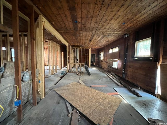 1322 Hays, San Antonio, TX 78202