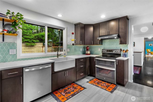 6028 Northill Loop SW, Olympia, WA 98512