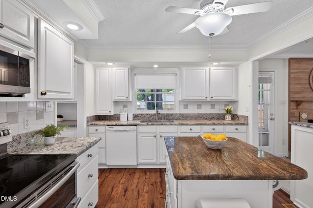 920 Laura Duncan Road, Apex, NC 27502