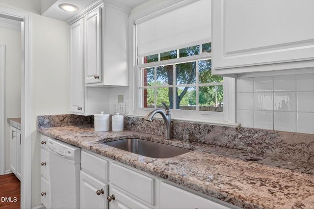 920 Laura Duncan Road, Apex, NC 27502