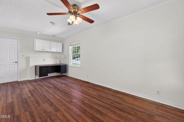 920 Laura Duncan Road, Apex, NC 27502