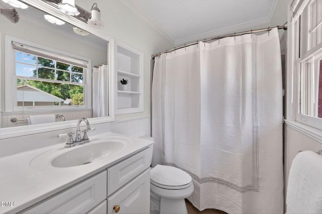 920 Laura Duncan Road, Apex, NC 27502