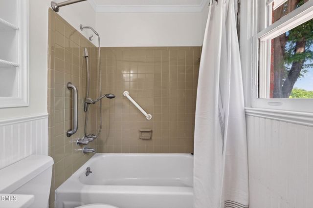 920 Laura Duncan Road, Apex, NC 27502