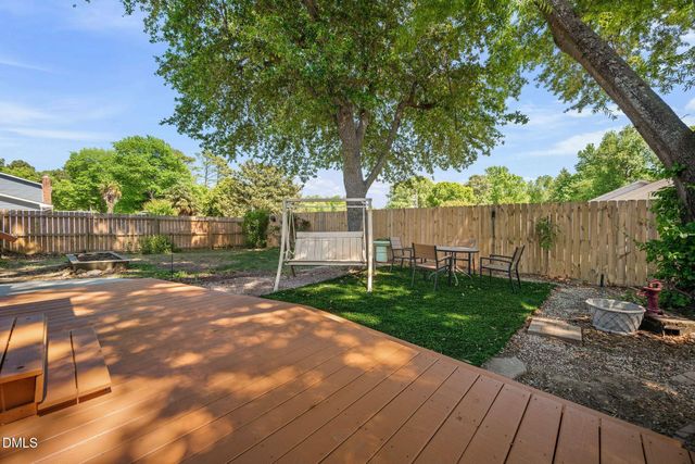 920 Laura Duncan Road, Apex, NC 27502