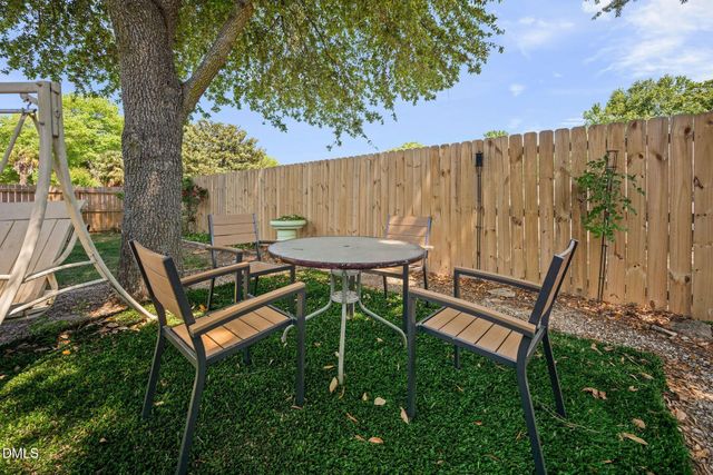 920 Laura Duncan Road, Apex, NC 27502