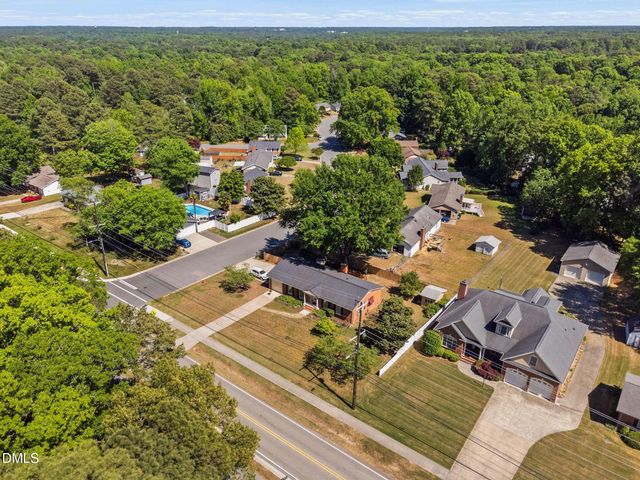 920 Laura Duncan Road, Apex, NC 27502